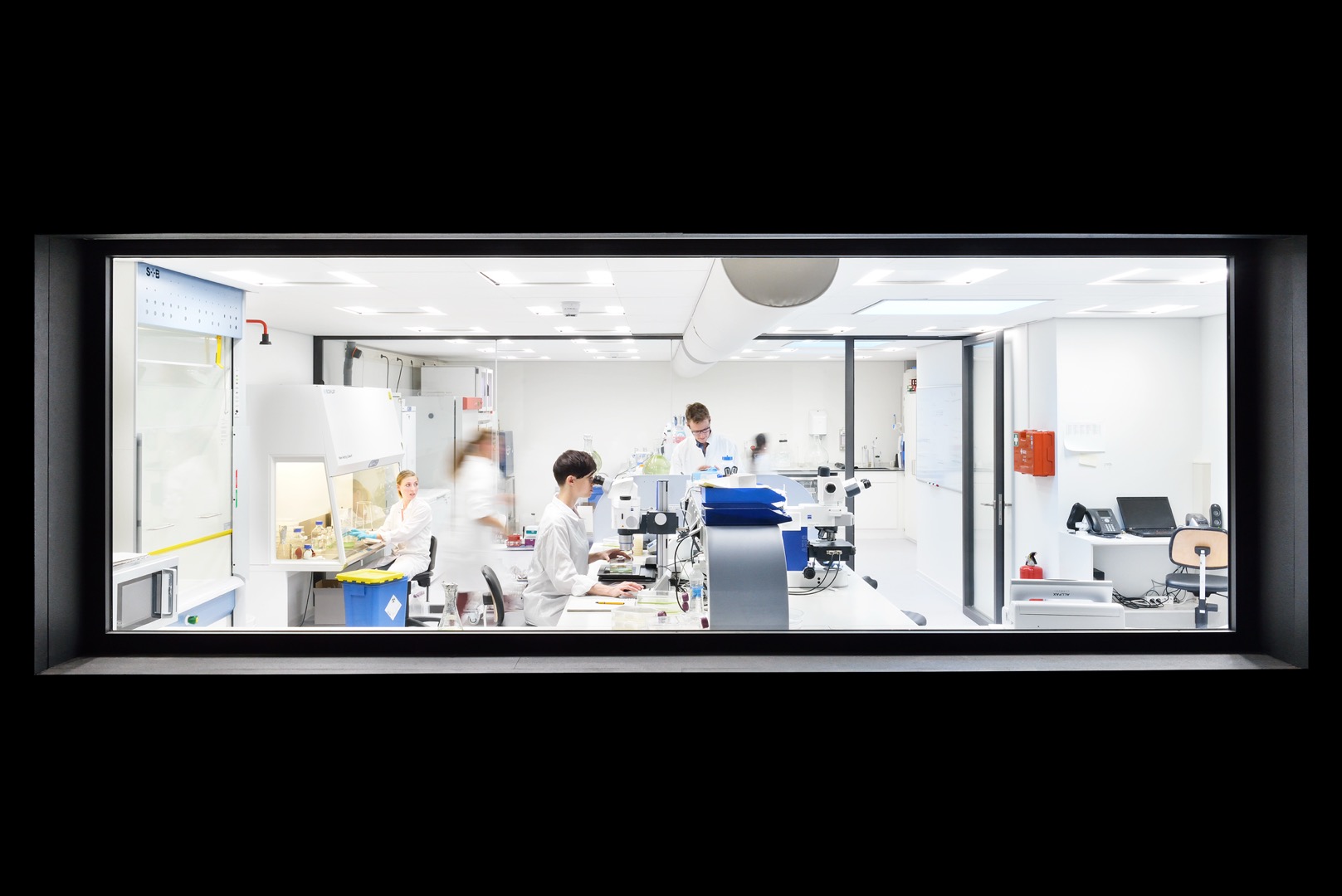 Micropia laboratory exhibit